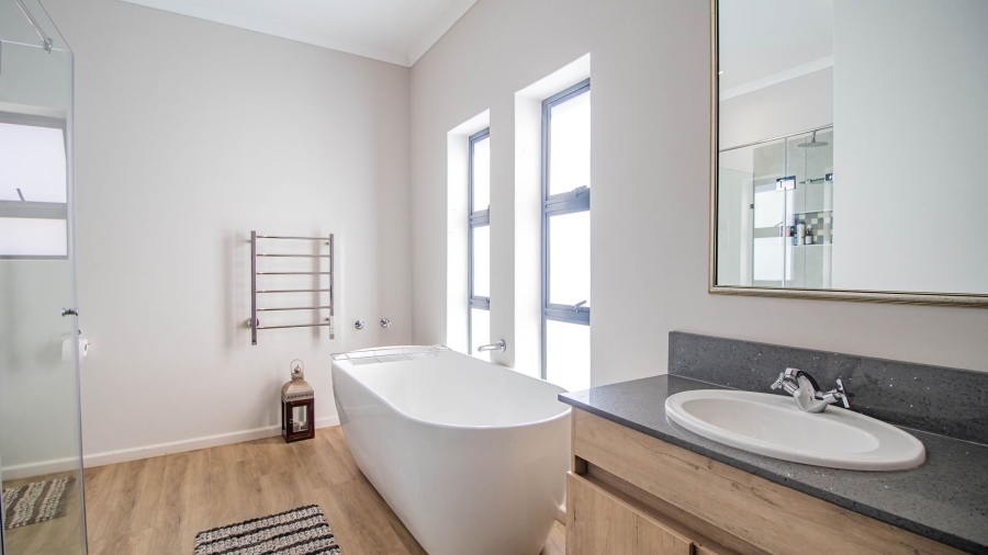 6 Bedroom Property for Sale in Vredenburg Western Cape